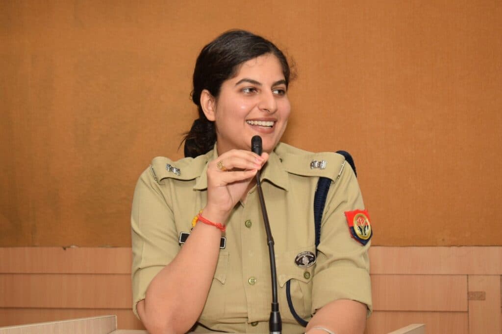 Empowering Women: IPS Officer Preeti Yadav’s Remarkable Contribution to Law Enforcement