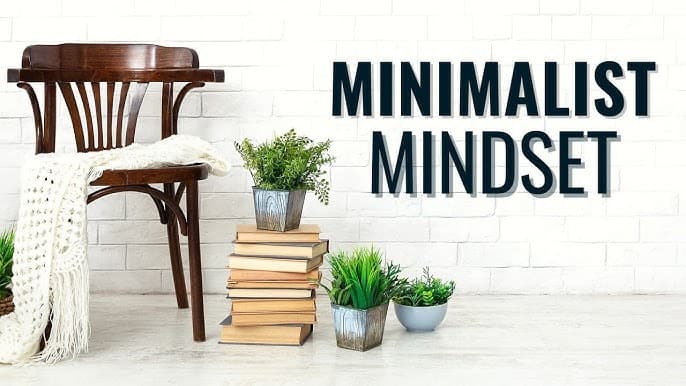 “10 Life-Changing Advantages of Minimalism &amp; Effective Advice for a Happy, Easy Life”